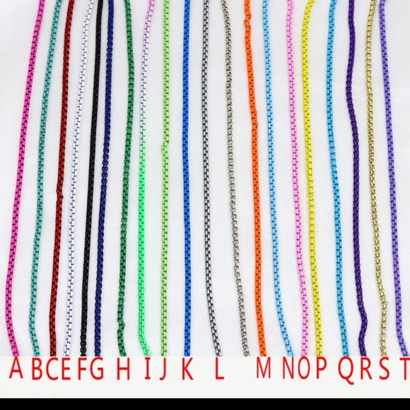 Fun and Funky or Glitz and Glam. I would love to create a piece unique to you. - Picture 5 of 11